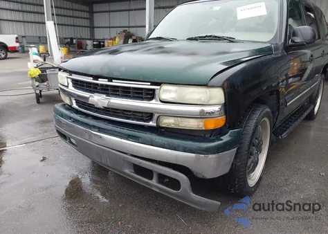 2005 Chevrolet Tahoe Ls from USA, damaged, VIN 1GNEC13VX5J154704